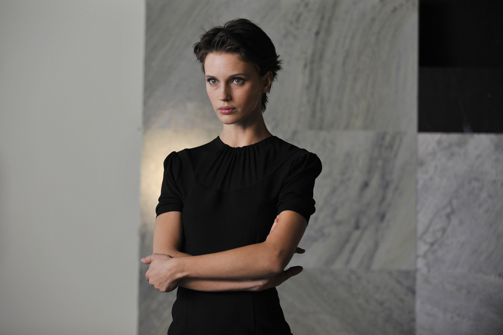 Doppio Amore Marine Vacth In Una Scena Del Film Movieplayer It