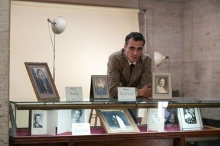 The Master: una buffa smorfia di Joaquin Phoenix in una scena del film