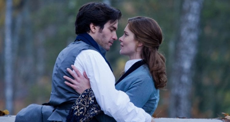 Anna Karénina Vittoria Puccini e Santiago Cabrera in una scena della