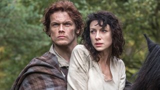 Outlander: Sam Heughan insieme a Caitriona Balfe nel pilot