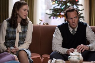 The Conjuring 2 - L'evocazione: Vera Farmiga e Patrick Wilson in una scena del film