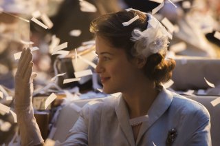 The Crown: l'attrice Claire Foy in una foto della serie