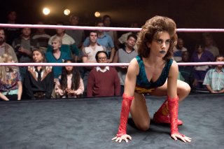 GLOW: una scena sul ring della prima stagione