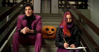 I'm - Infinita come lo spazio: Mathilde Bundschuh e Riccardo Sinibaldi in una scena del film