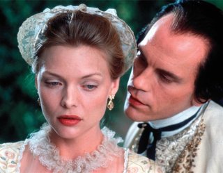 Le relazioni pericolose: Michelle Pfeiffer e John Malkovich in una scena del film