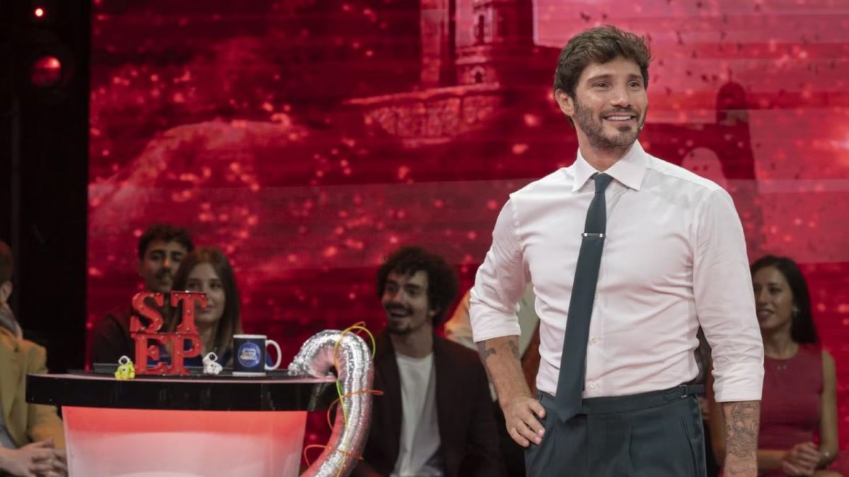 Stasera tutto è possibile con Stefano De Martino anticipazioni ed