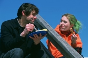 Jim Carrey Accanto A Kate Winslet In Una Scena Di Se Mi Lasci Ti Cancello 5978 Movieplayer It