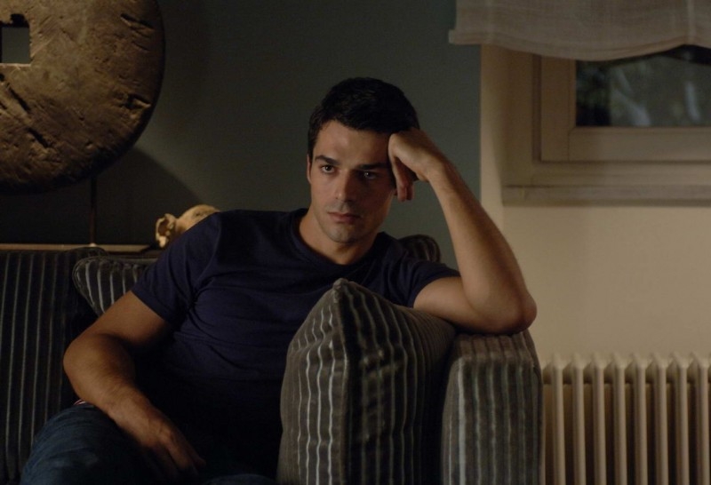 Luca Argentero in una scena di Saturno Contro: 37179 - Movieplayer.it