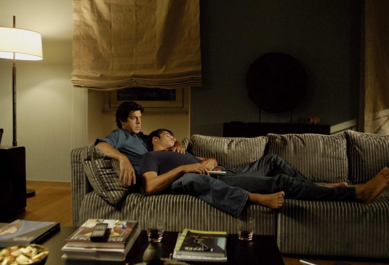 Pierfrancesco Favino e Luca Argentero in una scena di Saturno Contro: 37199 - Movieplayer.it