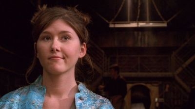 Jewel Staite in una scena del serial Firefly, episodio Serenity: 43907 ...