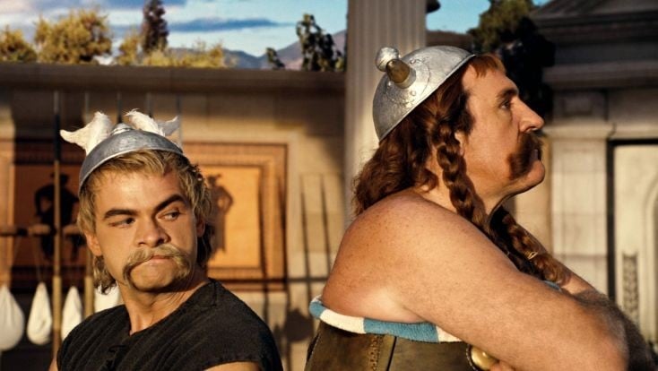 Cornillac e Depardieu in una scena di Asterix alle ...