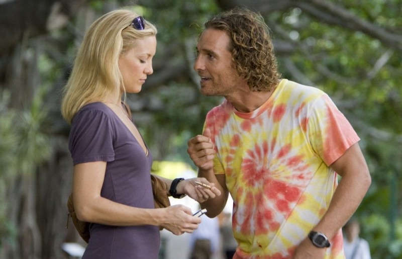 Matthew McConaughey e Kate Hudson in una scena del film Tutti pazzi per