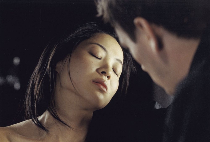 Inju La Bête Dans L Ombre Streaming Lika Minamoto in una scena del thriller Inju, la bête dans l'ombre