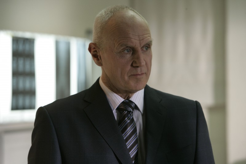 Alan Dale in una scena dell'episodio 'Reset' della serie tv Torchwood 104531 Movieplayer.it