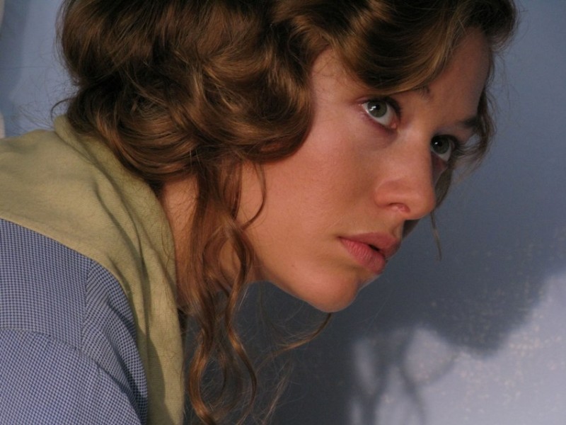 Films Et Séries Tv Avec Sarah Felberbaum Sarah Felberbaum in una scena del film TV Mal'Aria: 111316 - Movieplayer.it