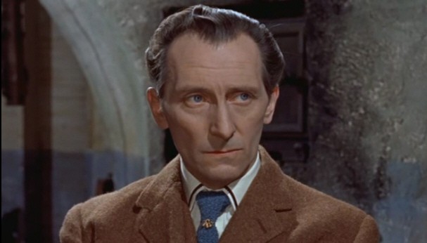 Peter Cushing è il dottor Van Helsing in Le spose di Dracula ...