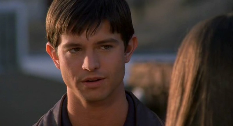 Jason Behr interpreta Max Evans in Roswell: 117501 - Movieplayer.it