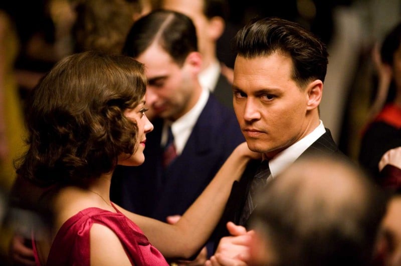 Marion Cotillard E Johnny Depp In Una Scena Del Film Nemico Pubblico 1227 Movieplayer It