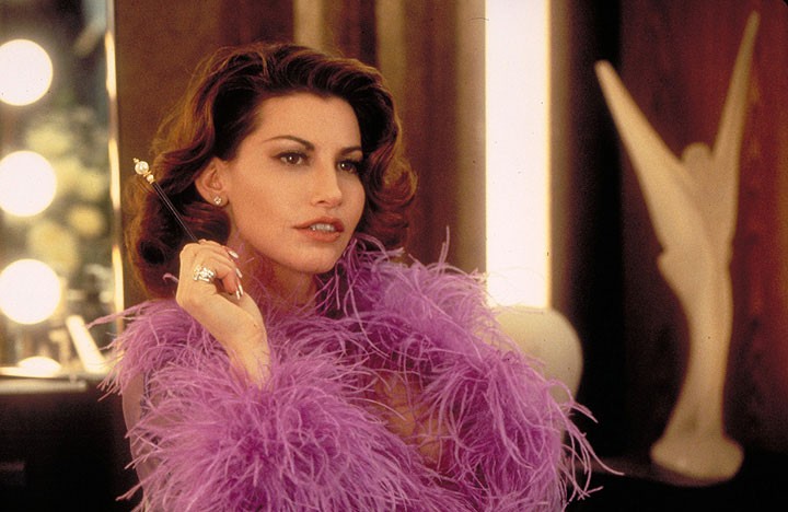 Films Et Séries Tv Avec Gina Gershon Gina Gershon in una scena del film Showgirls: 148515 - Movieplayer.it