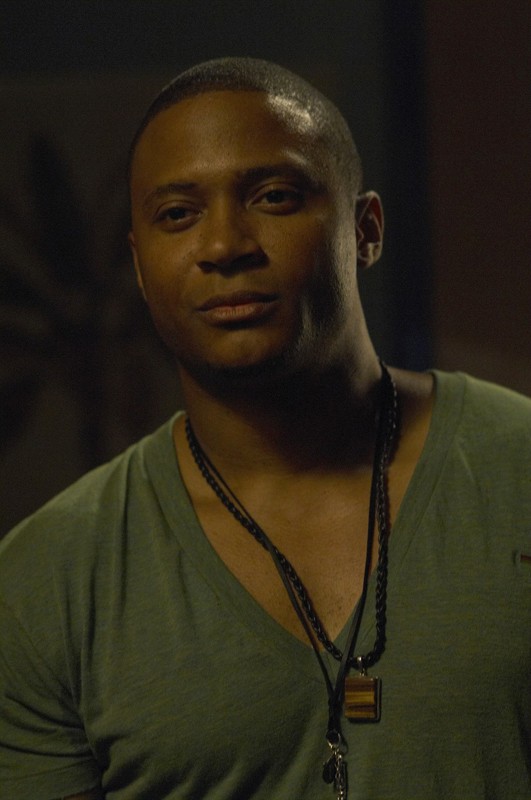 David Ramsey in un momento dell'episodio 3 giorni di libertà di Dexter ...