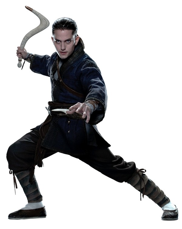 Jackson Rathbone in un'immagine promozionale di The Last Airbender