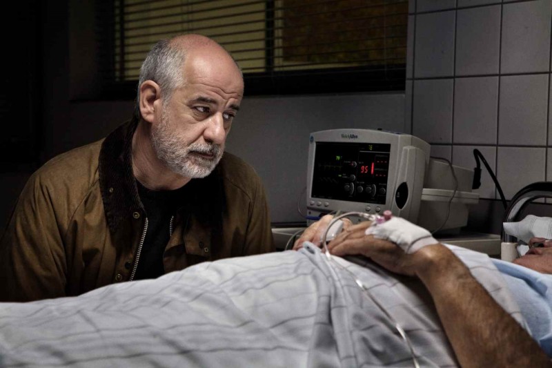 Toni Servillo in una scena del film Una vita tranquilla 178038 Movieplayer.it Toni Servillo in una scena del film Una vita tranquilla 178038 Movieplayer.it