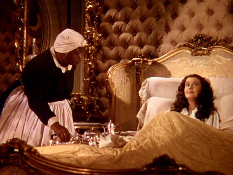Hattie McDaniel con Vivien Leigh in Via col vento del 1939 ...