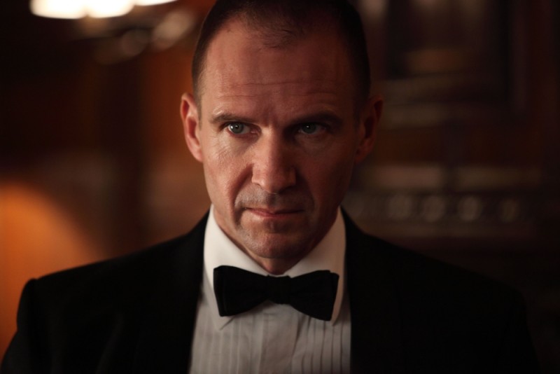 Ralph Fiennes in una scena tratta dal thriller Page Eight: 219269