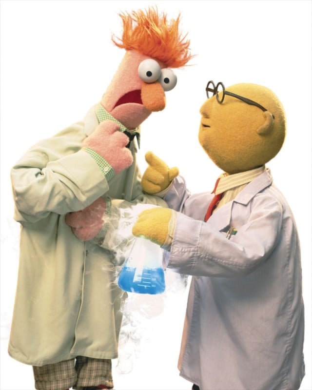 I Muppet Dr. Bunsen Honeydew insieme al suo assistente Beaker in una