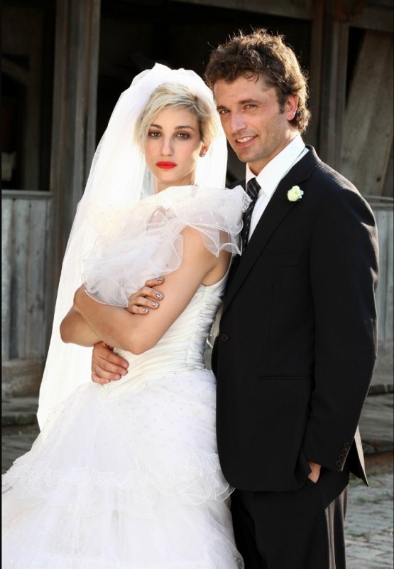 Guido Caprino e Francesca Inaudi in A fari spenti nella notte 232079 Movieplayer.it Guido Caprino e Francesca Inaudi in A fari spenti nella notte 232079 Movieplayer.it