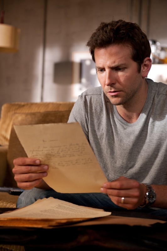The Words Bradley Cooper in un momento del film 246329 Movieplayer.it