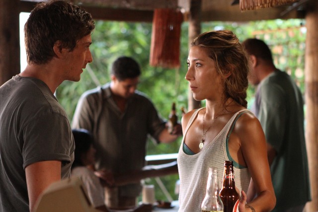 Films Et Séries Tv Avec Dichen Lachman Dichen Lachman e Daniel Lissing in una scena dell'episodio Traditori