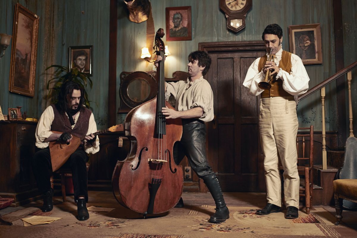 What We Do in the Shadows Jemaine Clement (Vladislav) con Taika