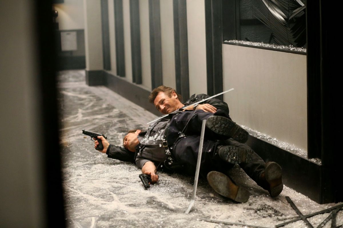 Taken 3 L'ora della verità Liam Neeson in una scena action tratta dal film 394874 Taken 3 L'ora della verità Liam Neeson in una scena action tratta dal film 394874