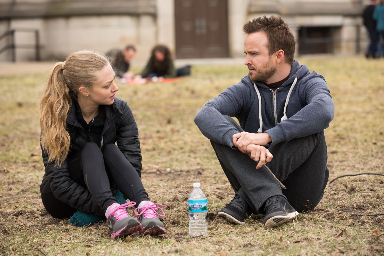 Padri E Figlie: Aaron Paul E Amanda Seyfried In Una Scena Del Film ...