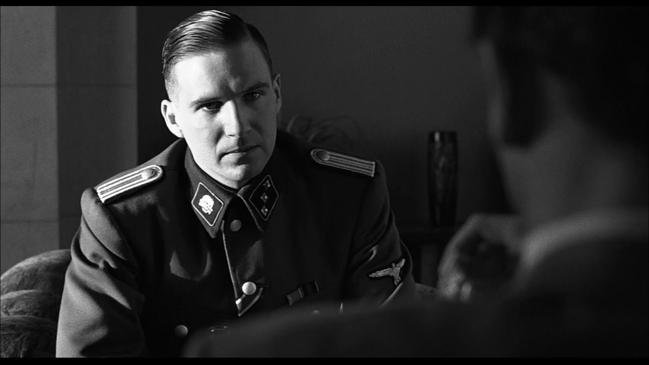 Schindler's List un primo piano di Ralph Fiennes 442313 Movieplayer.it