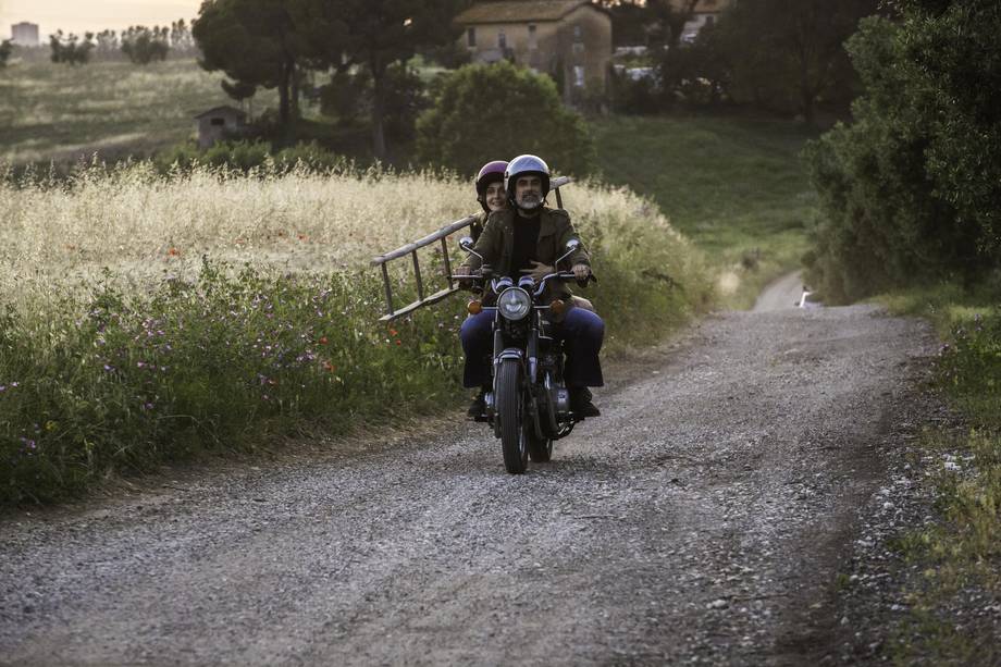 Amori che non sanno stare al mondo: Thomas Trabacchi e Lucia Mascino in