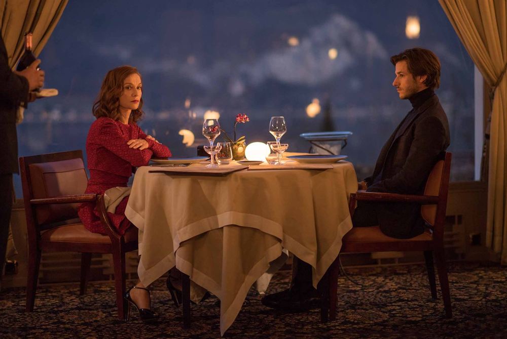 Film Avec Isabelle Huppert Et Gaspard Ulliel Eva: Gaspard Ulliel e Isabelle Huppert in un'immagine tratta dal film