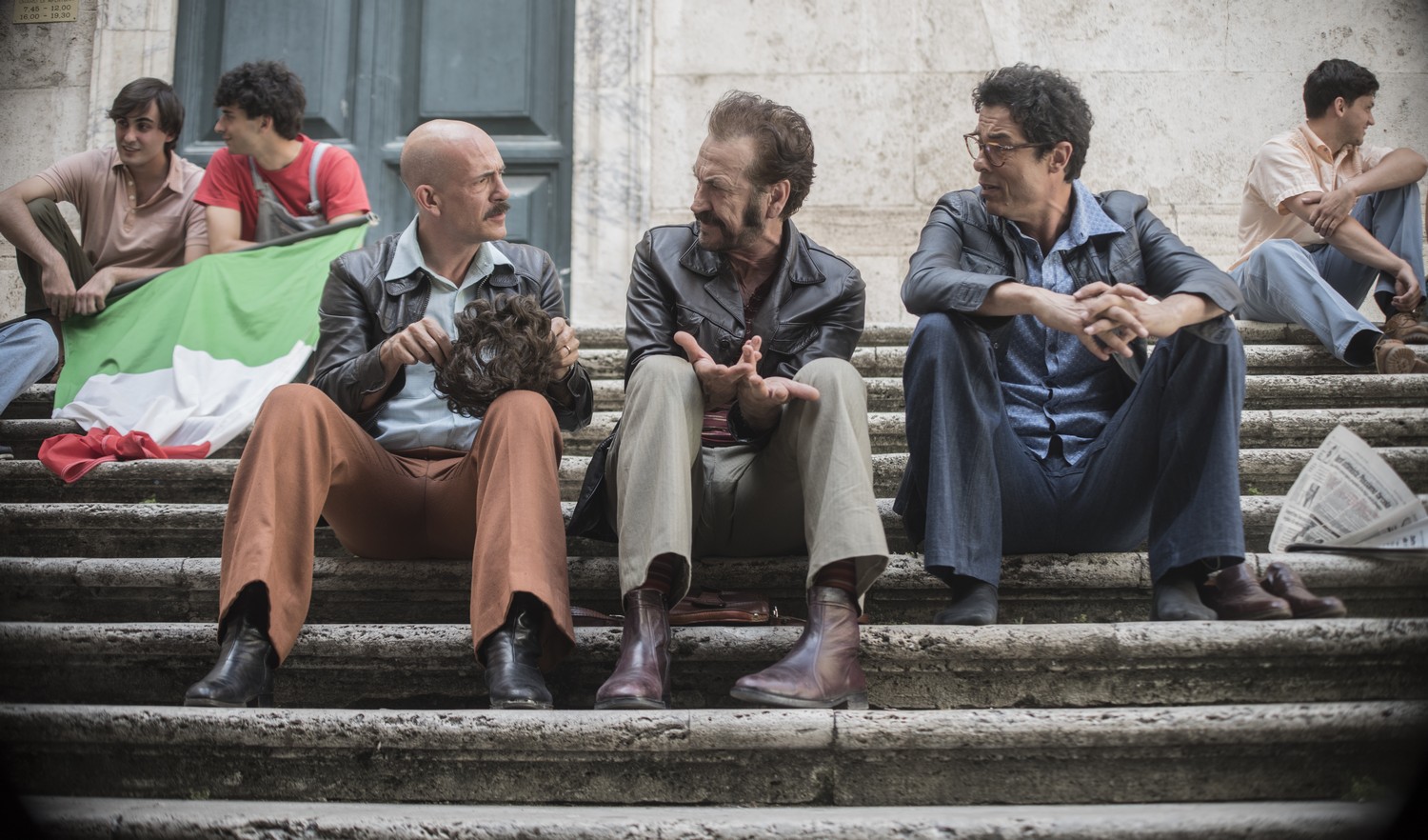 Non Ci Resta Che Il Crimine Cast