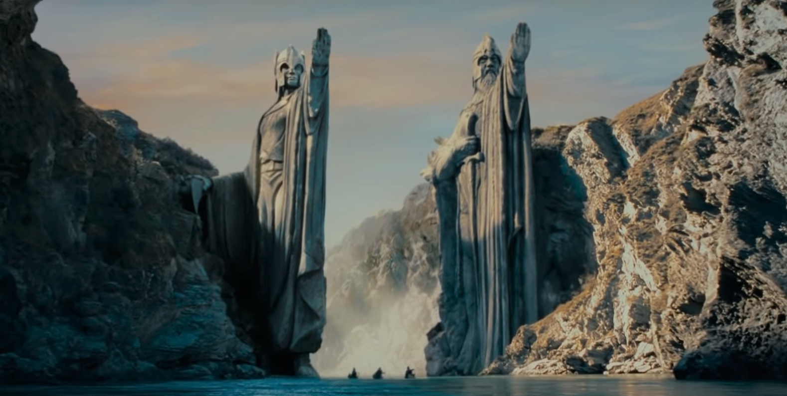 Il signore degli anelli gli Argonath 485871 Movieplayer.it