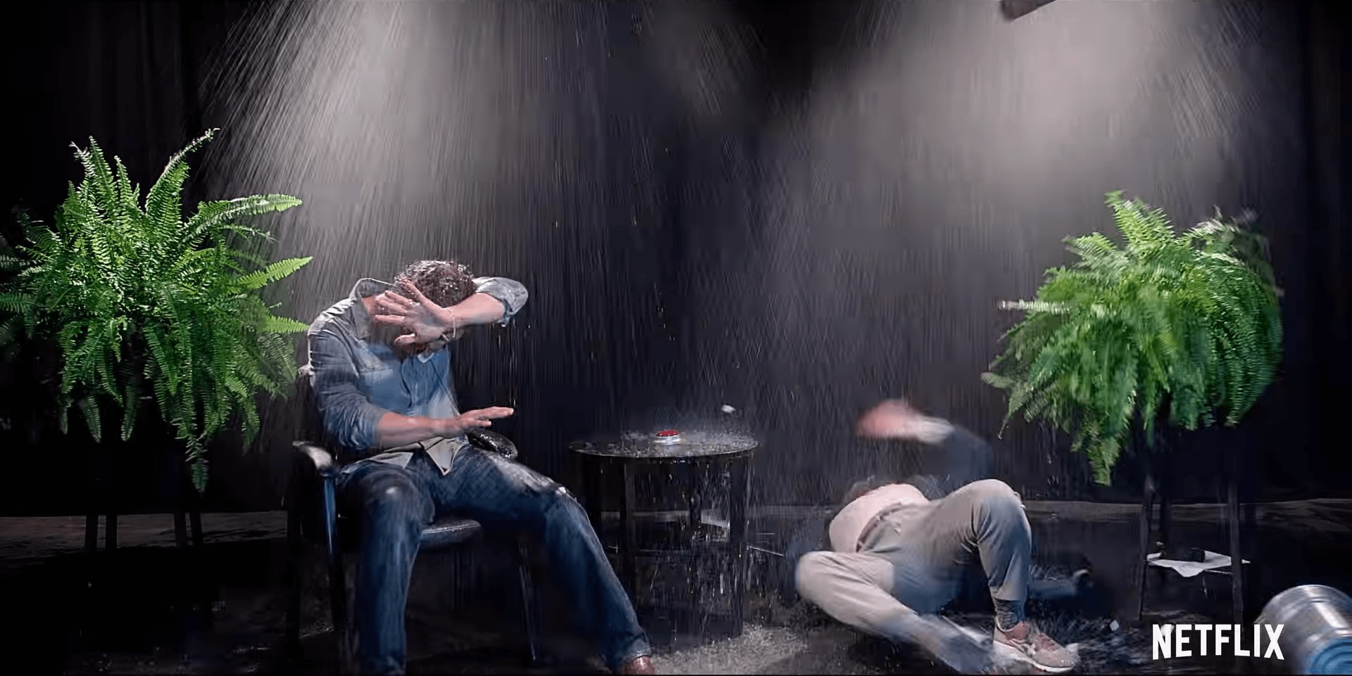 Between Two Ferns Il Film Matthew McConaughey e Zach Galifianakis durante una scena 497133