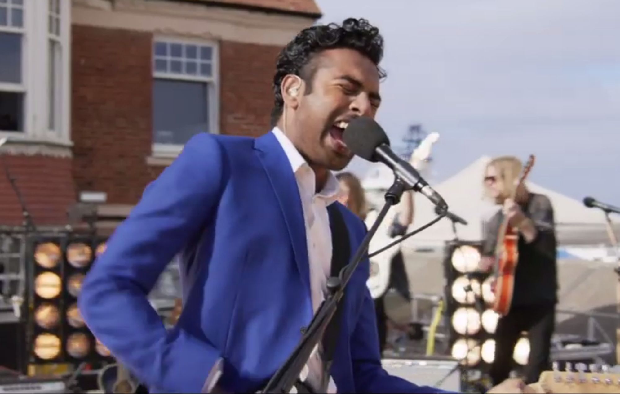 Films Et Séries Tv Avec Himesh Patel Yesterday: Himesh Patel in una scena: 497202 - Movieplayer.it