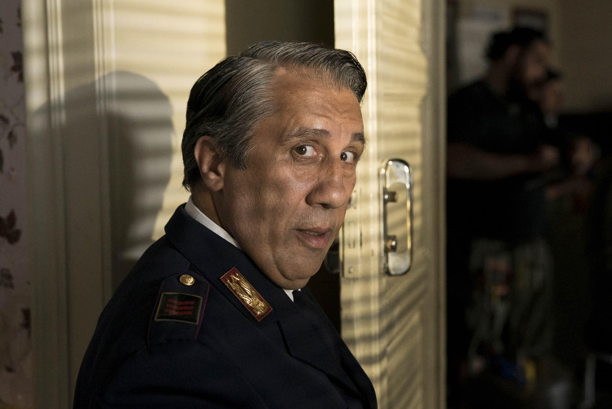 Il commissario Montalbano 14 Angelo Russo in una scena dell'episodio La rete di protezione Il commissario Montalbano 14 Angelo Russo in una scena dell'episodio La rete di protezione