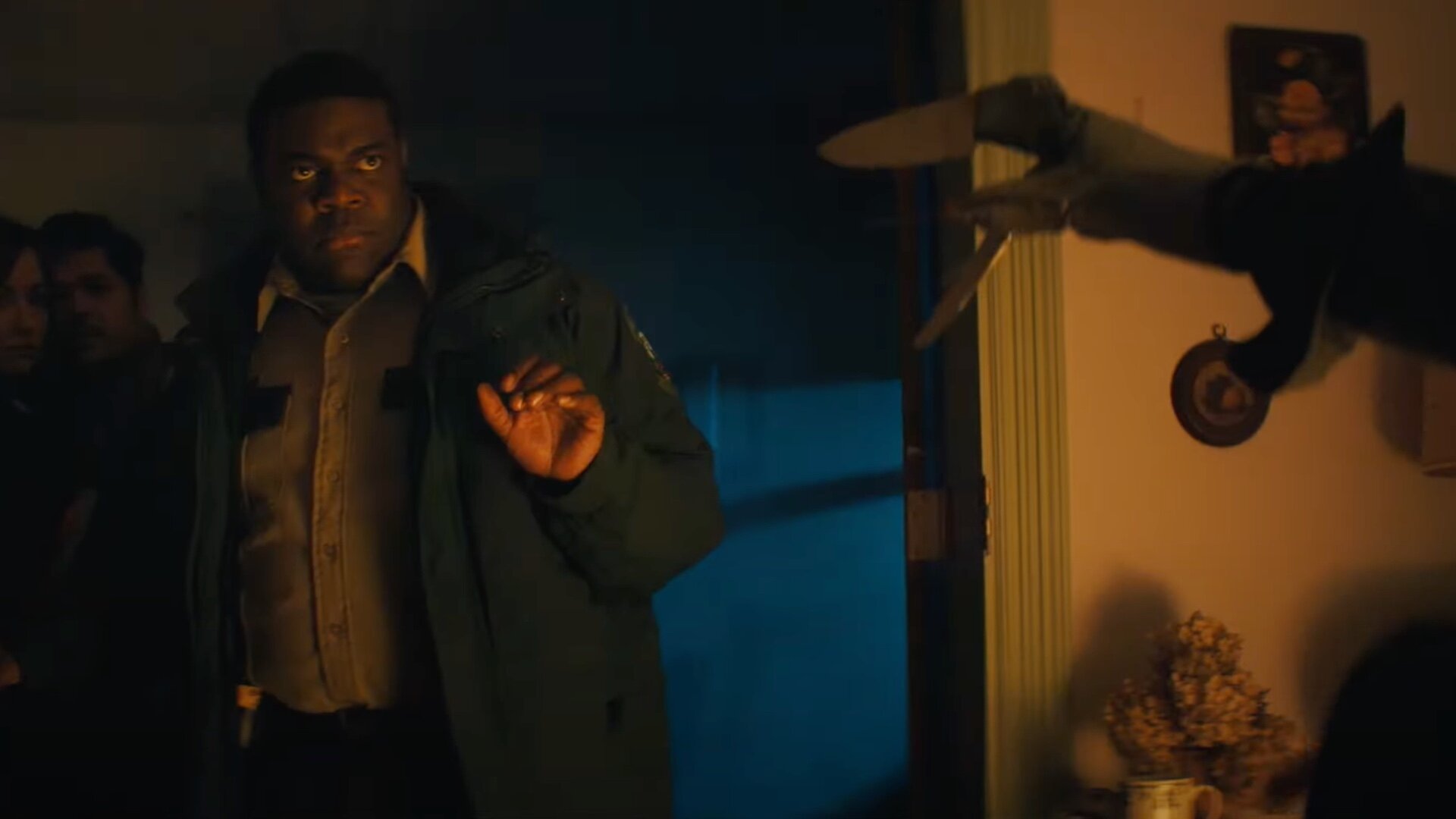 A Cena Con Il Lupo - Werewolves Within: Sam Richardson In Una Scena Del 