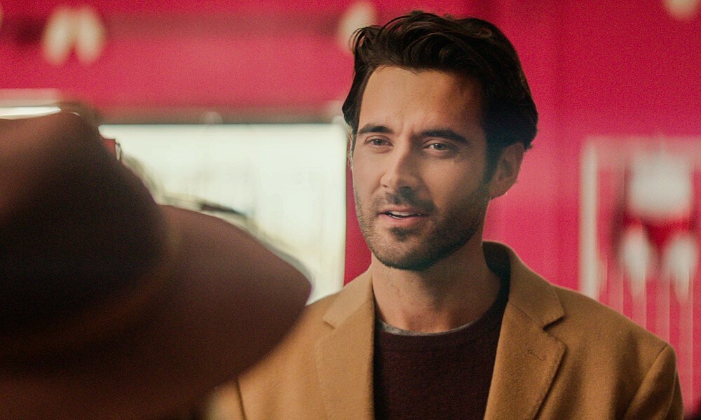 Guida Sexy Per Brave Ragazze Leonidas Gulaptis Durante Una Scena Del Film Movieplayer It