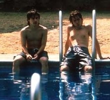 Diego Luna e Gael Garcia Bernal in una scena di Y tu mamá también