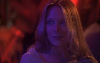 Sissy Spacek in una scena di Carrie - Lo sguardo di Satana, tratto da un romanzo di Stephen King
