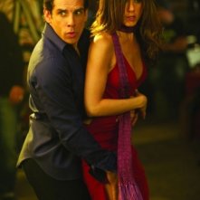 Ben Stiller accanto a Jennifer Aniston in una scena del film ... e alla fine arriva Polly