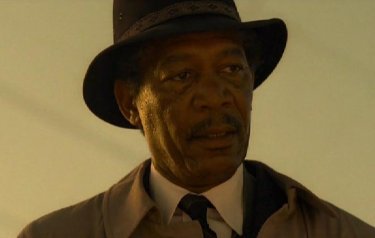 Morgan Freeman in una scena di Seven (Se7en)