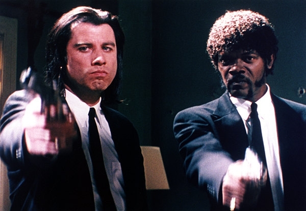 John Travolta con Samuel L. Jackson nel cult Pulp Fiction
